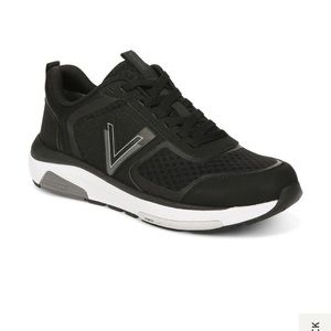 Vionic walking shoes. Size 9.